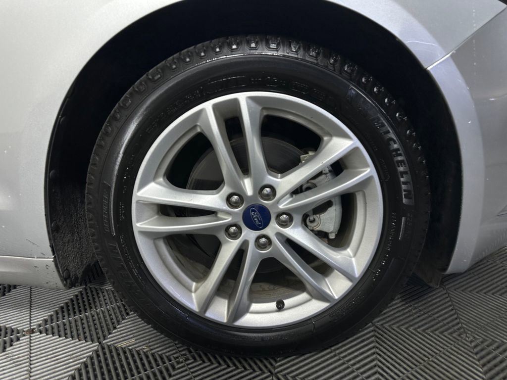 Used 2018 Ford Fusion S FWD image 13