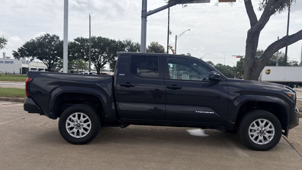 Used 2024 Toyota Tacoma SR5 AWD/4WD image 6