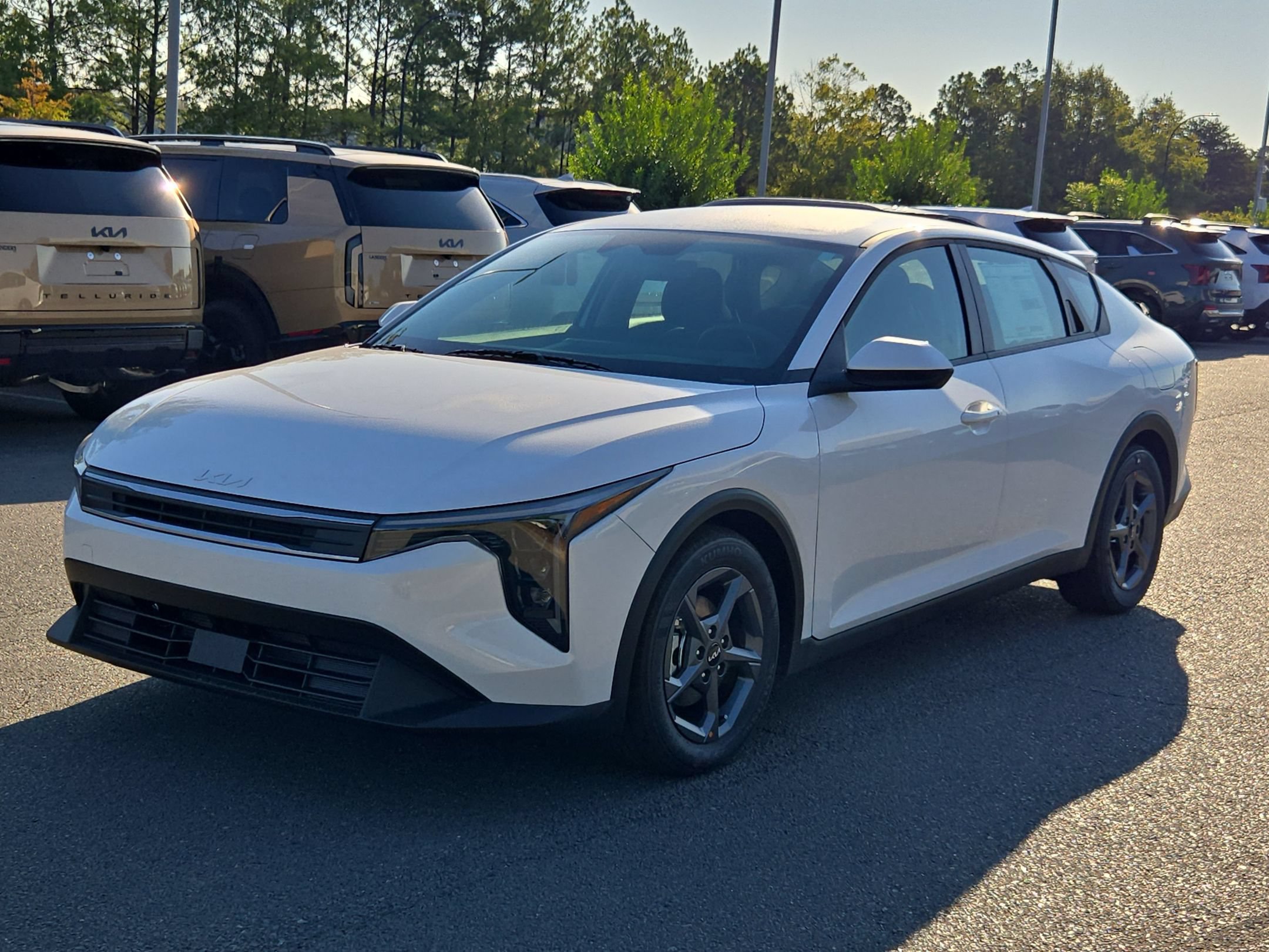 New 2026 Kia K4 FWD image 3