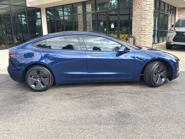 Used 2022 Tesla Model 3 Long Range AWD/4WD image 8