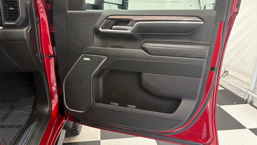 Used 2024 Chevrolet Silverado 2500 LTZ w/ LTZ Plus Package image 26