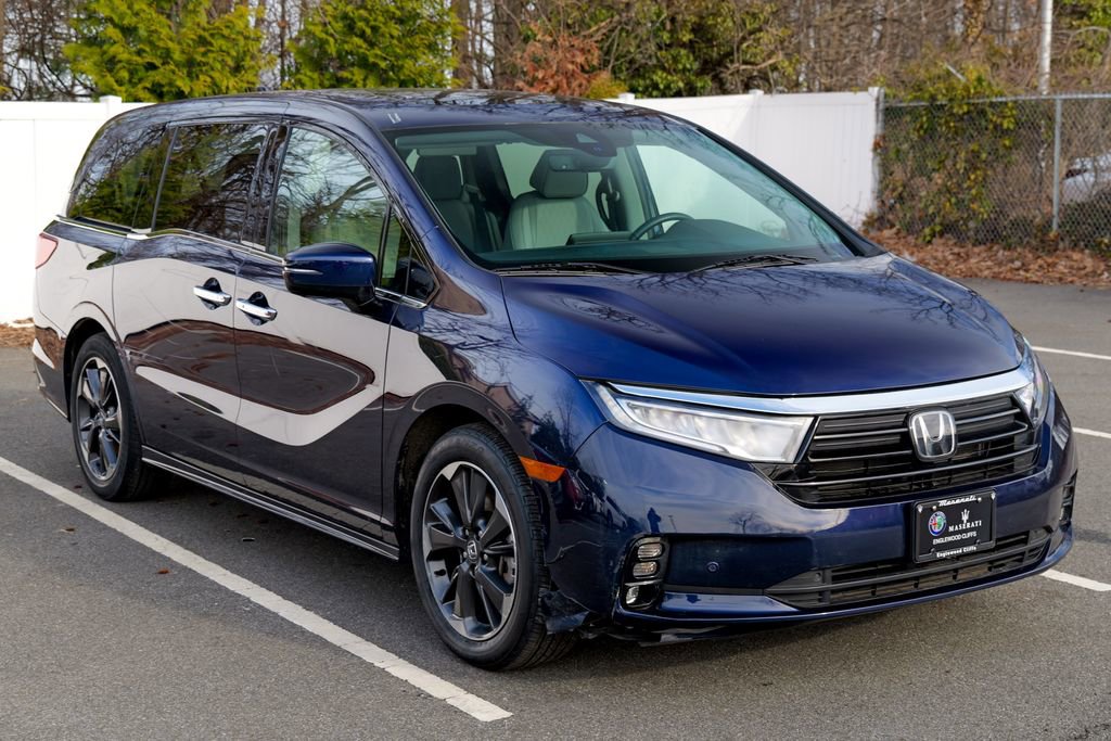 Used 2024 Honda Odyssey Elite image 9