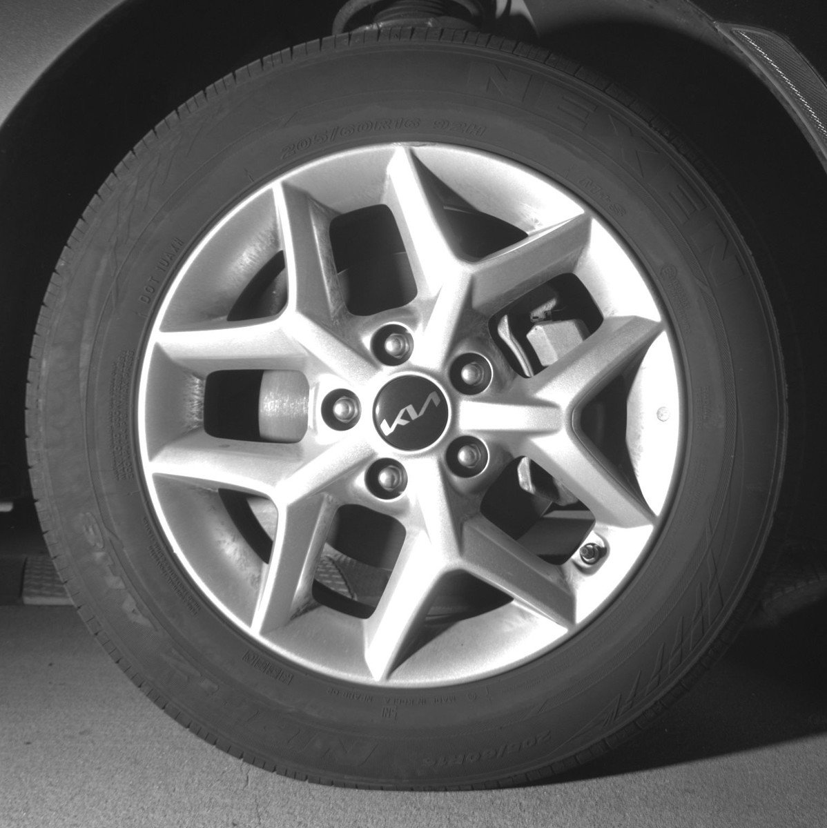 Used 2025 Kia Soul LX w/ LX Technology Package image 13