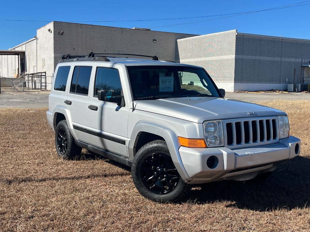 Used 2006 Jeep Commander 2WD w/ Popular Equipment Group image 4