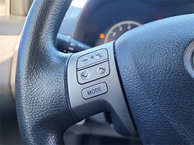 Used 2012 Toyota Corolla LE image 29