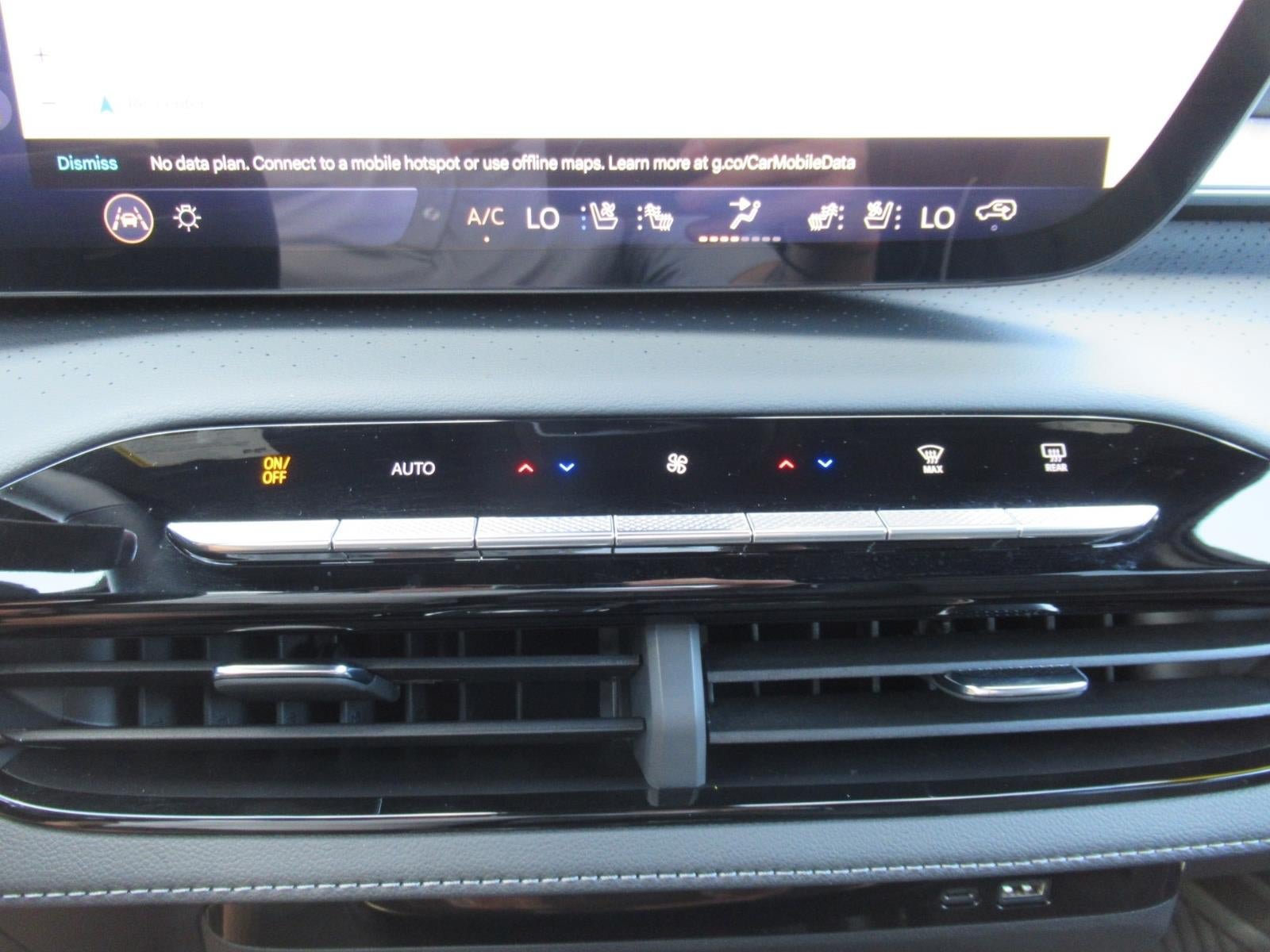 Used 2026 Buick Enclave Avenir w/ Super Cruise Package AWD/4WD image 31