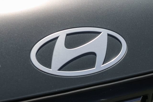 Certified 2024 Hyundai Santa Fe Limited FWD image 7
