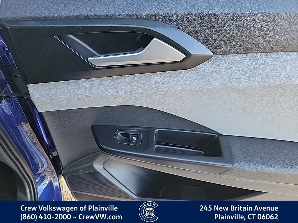 Certified 2022 Volkswagen Taos SE image 47