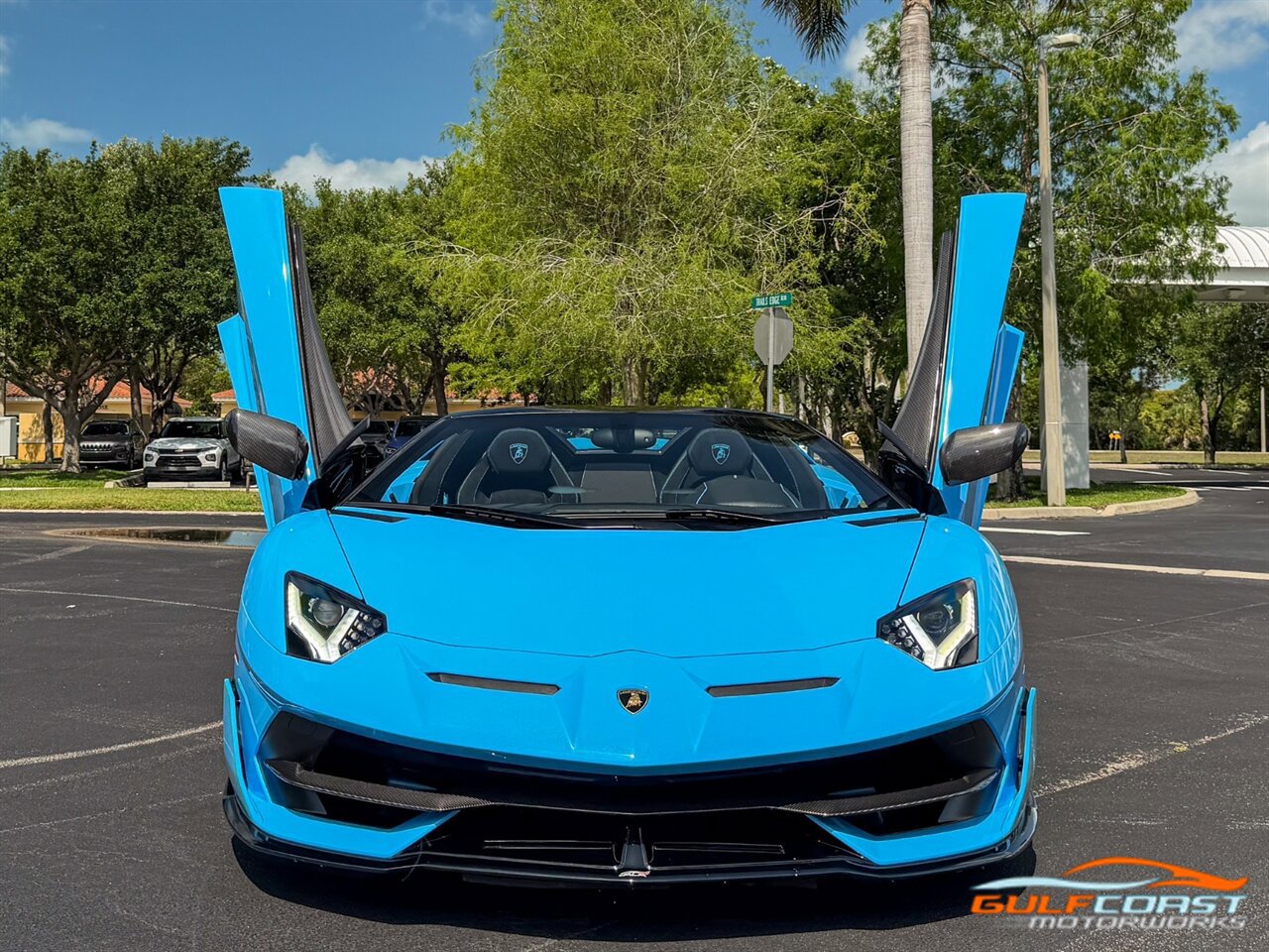 Used 2021 Lamborghini Aventador SVJ AWD/4WD image 8