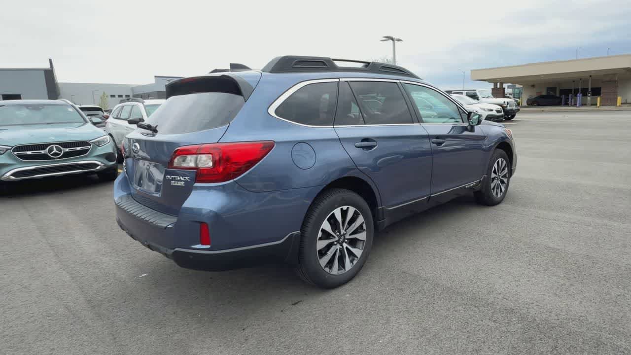 Used 2017 Subaru Outback 2.5i Limited AWD/4WD image 8