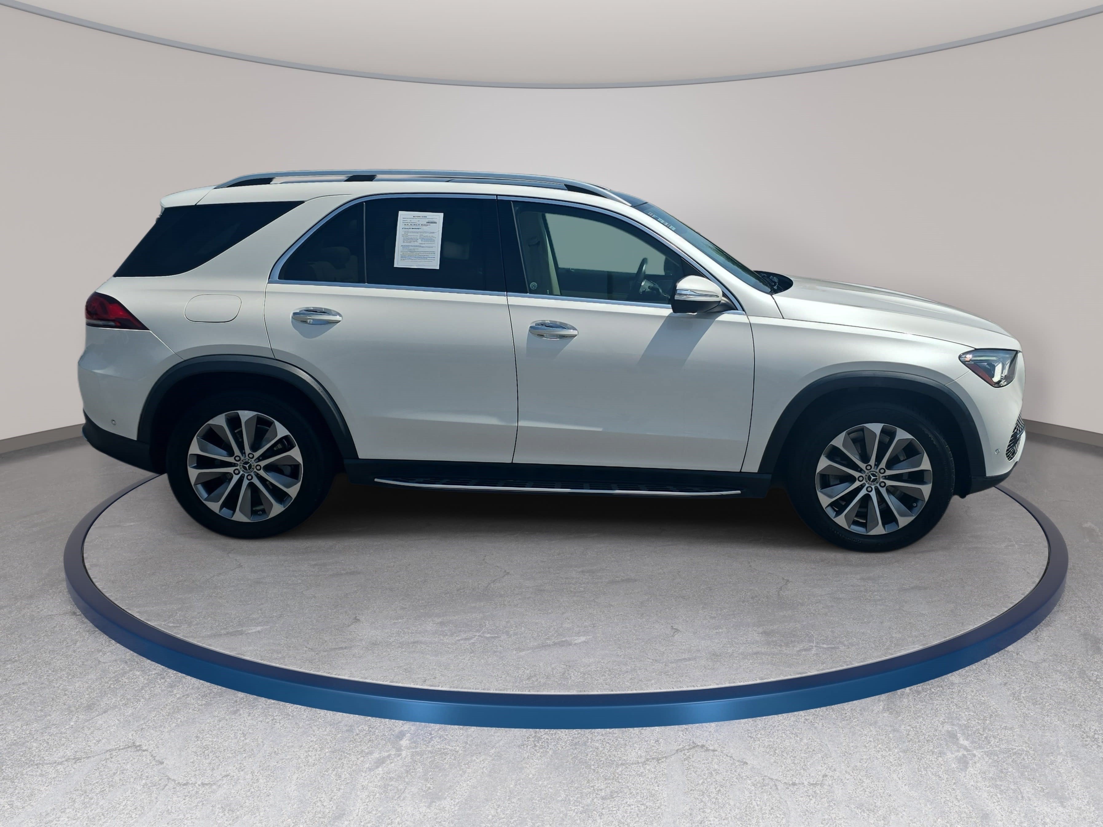 Used 2020 Mercedes-Benz GLE 350 4MATIC image 4