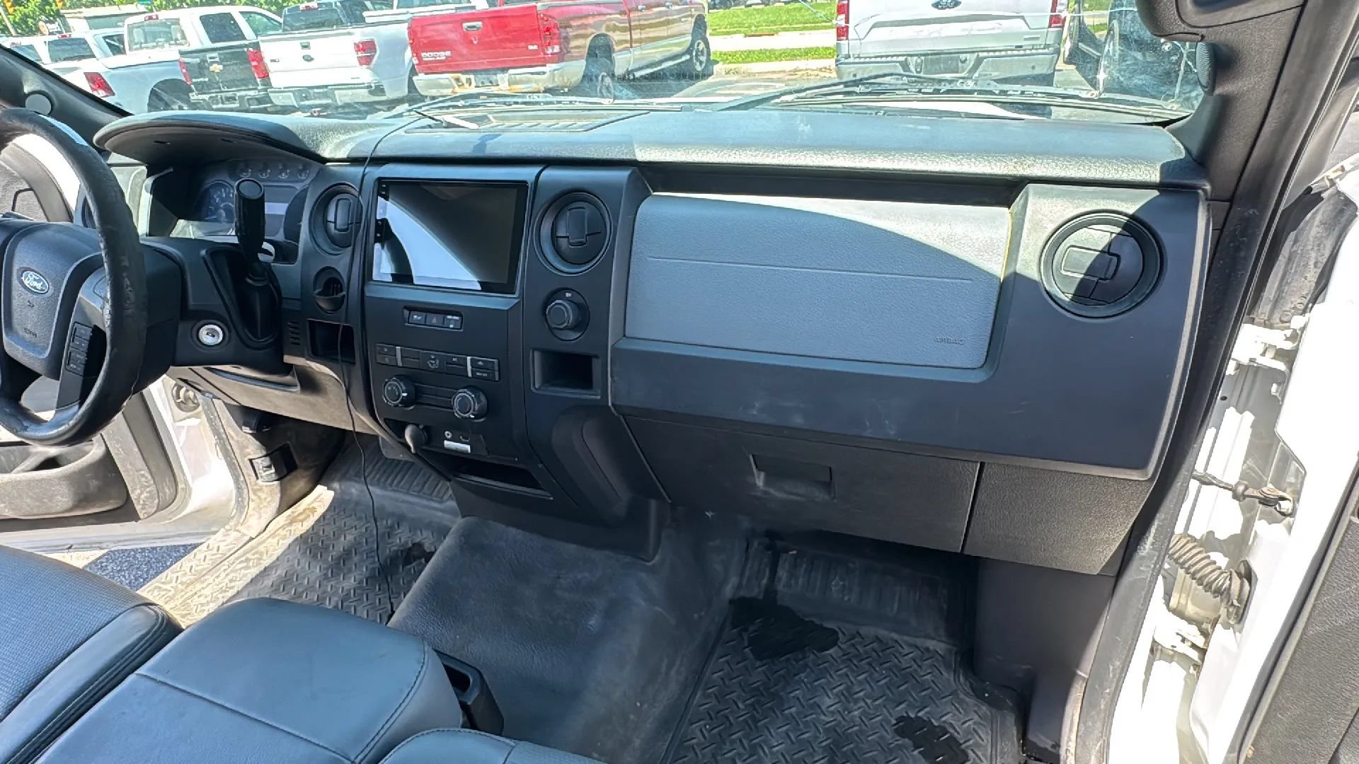 Used 2014 Ford F150 XL w/ Equipment Group 101A Mid RWD image 14
