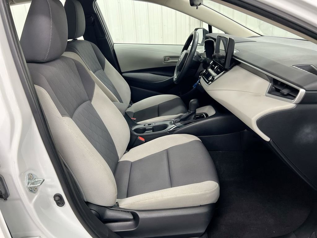Used 2023 Toyota Corolla LE FWD image 22