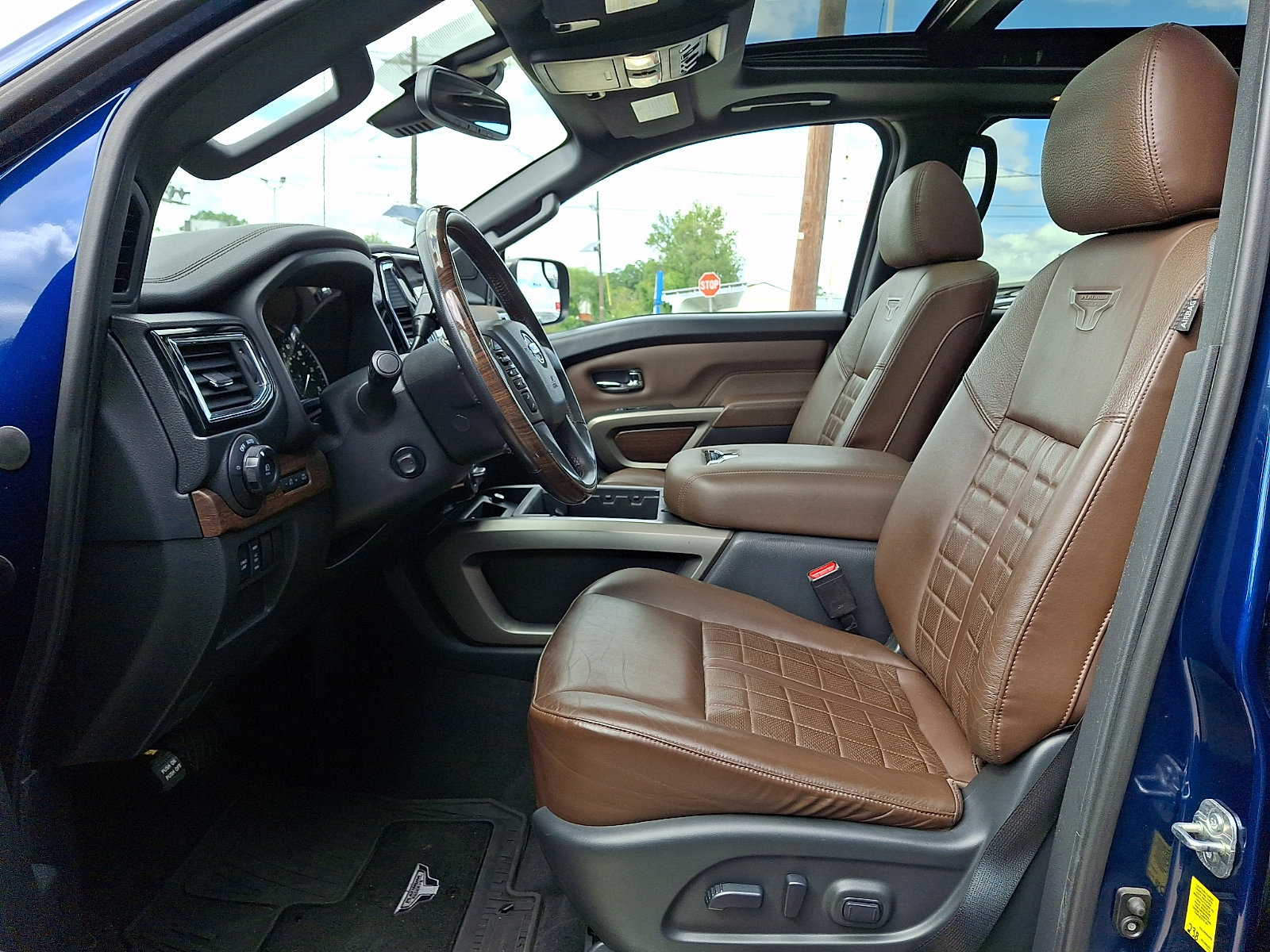 Certified 2021 Nissan Titan Platinum Reserve w/ Moonroof Package AWD/4WD image 12