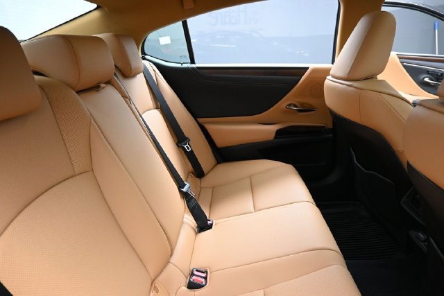 Used 2025 Lexus ES 350 w/ Premium Package FWD image 28