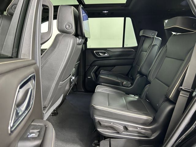 Used 2021 GMC Yukon SLT w/ SLT Premium Package AWD/4WD image 25