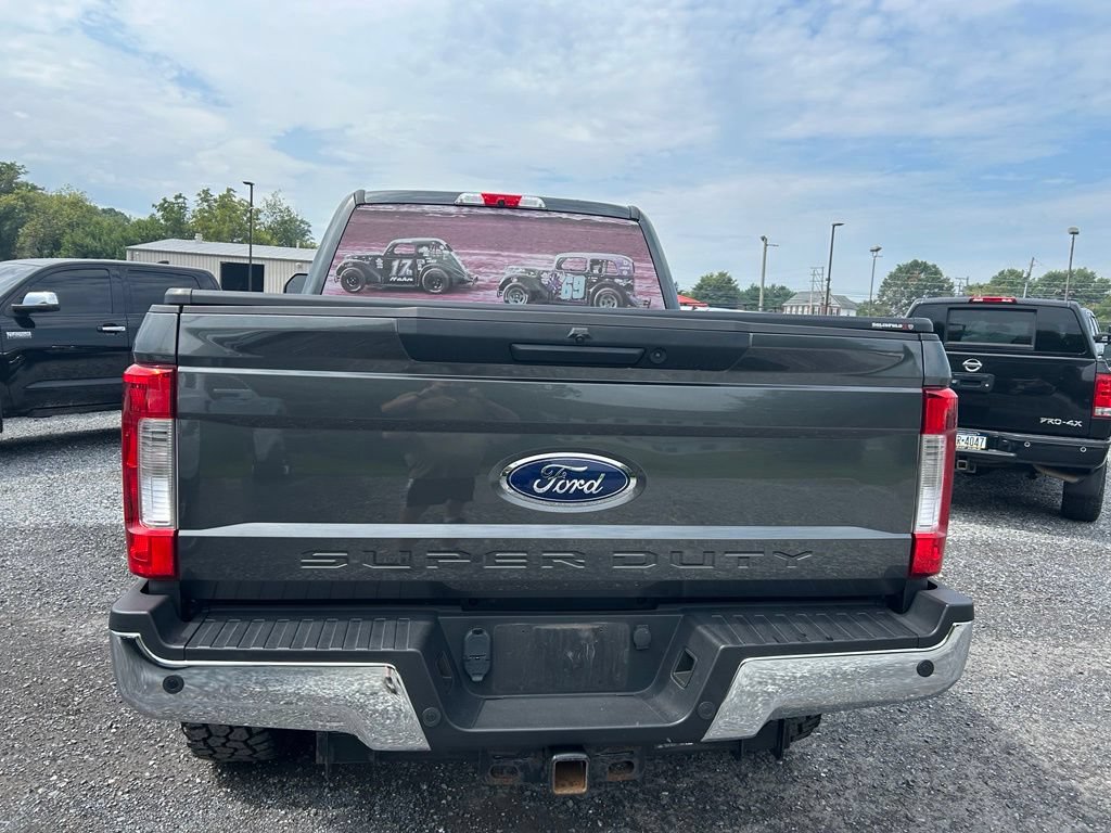 Used 2019 Ford F250 XLT w/ XLT Value Package AWD/4WD image 8