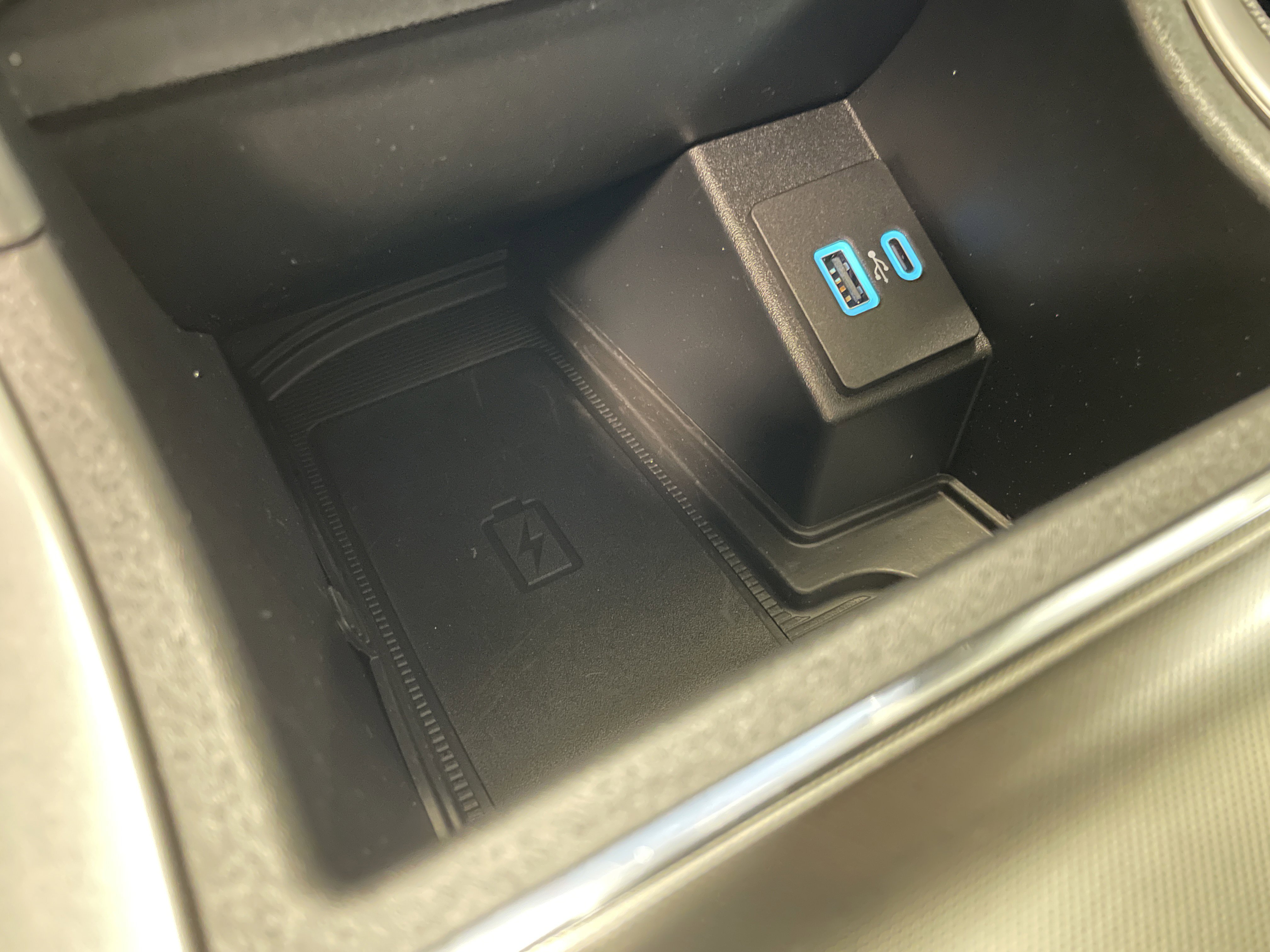 Used 2022 Ford Edge SEL w/ Convenience Package image 12