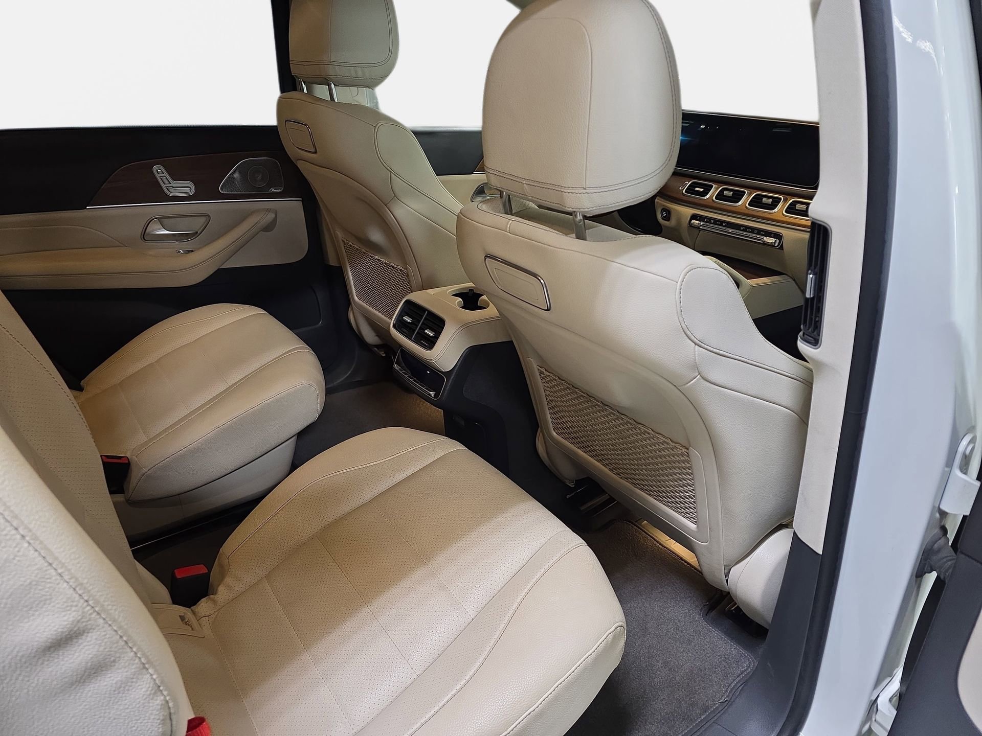 Used 2020 Mercedes-Benz GLS 450 4MATIC image 11