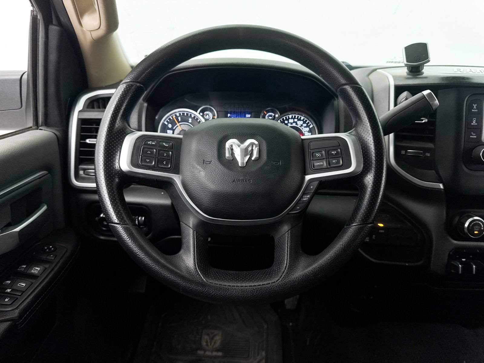 Used 2020 RAM 2500 Big Horn AWD/4WD image 26