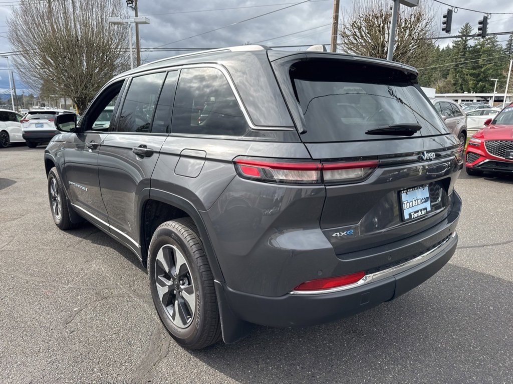 Used 2025 Jeep Grand Cherokee Limited 4xe w/ MOPAR Finishing Package image 4