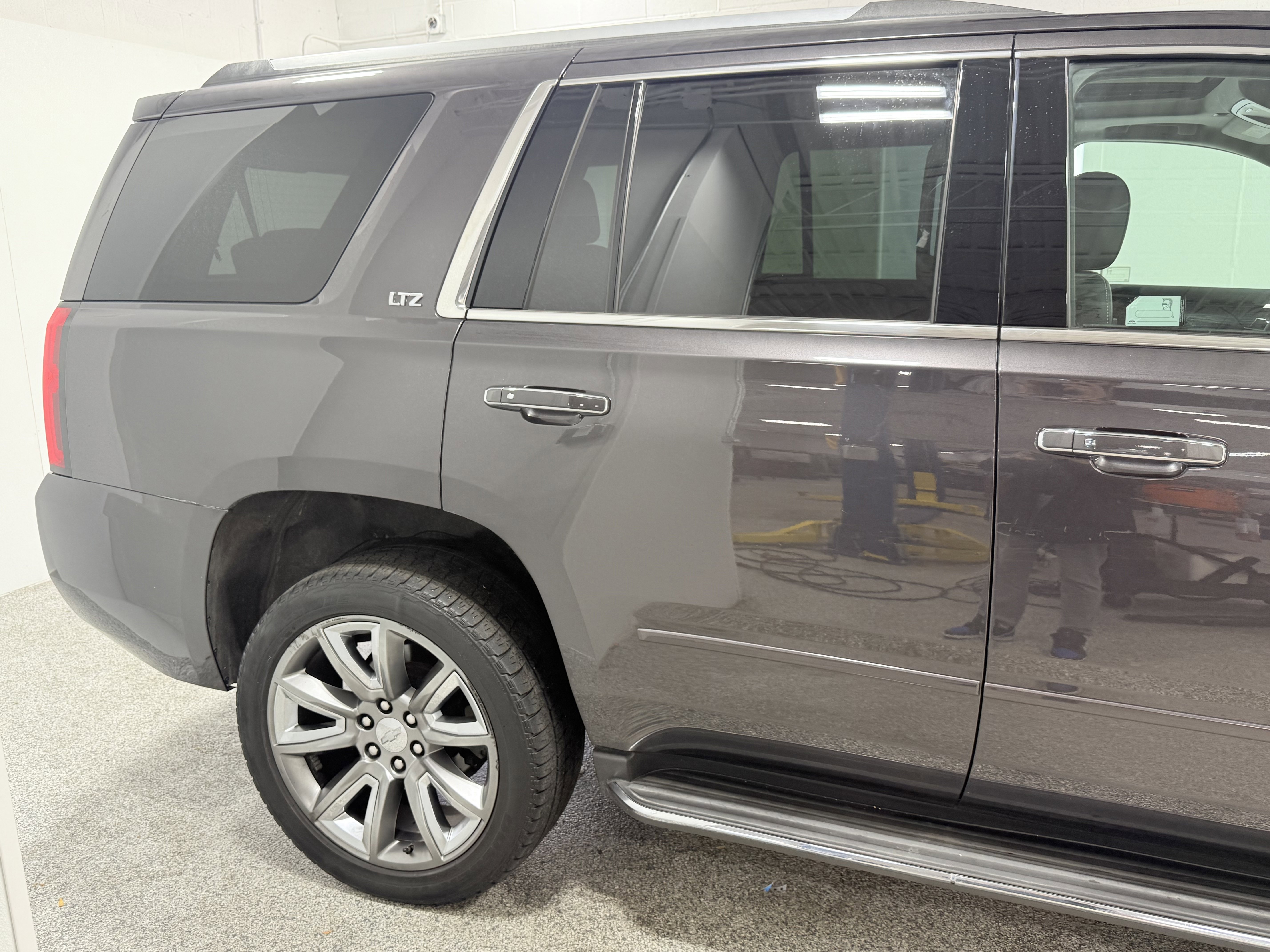 Used 2015 Chevrolet Tahoe LTZ image 9