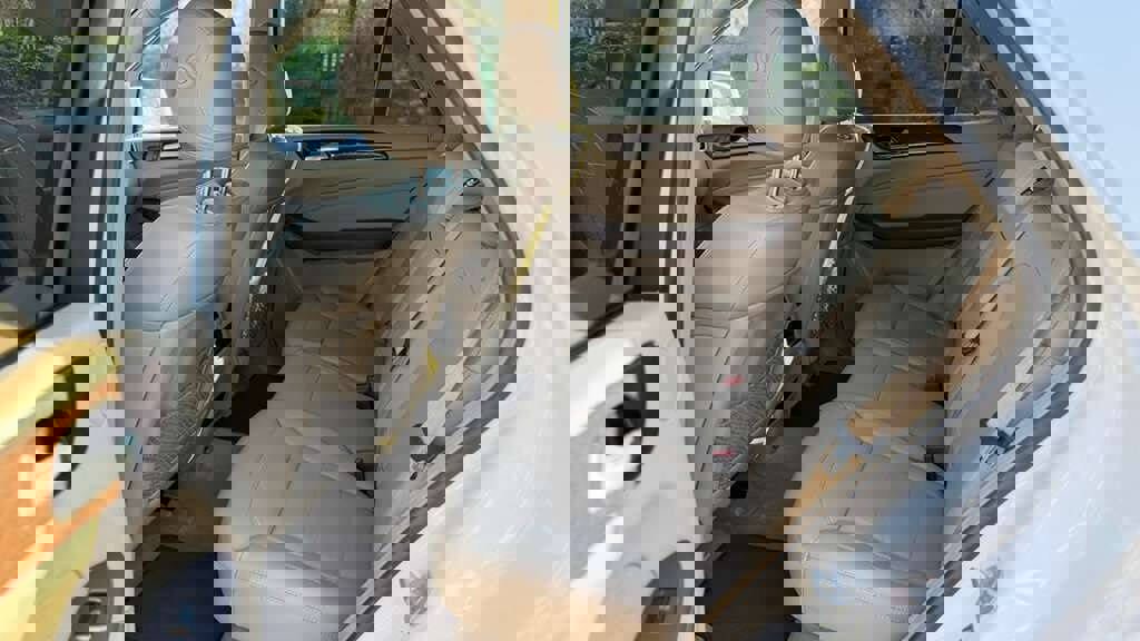 Used 2014 Mercedes-Benz ML 350 4MATIC image 20