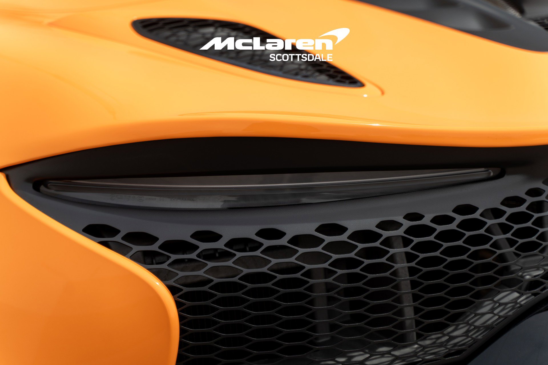 Used 2026 McLaren Artura Spider RWD image 21