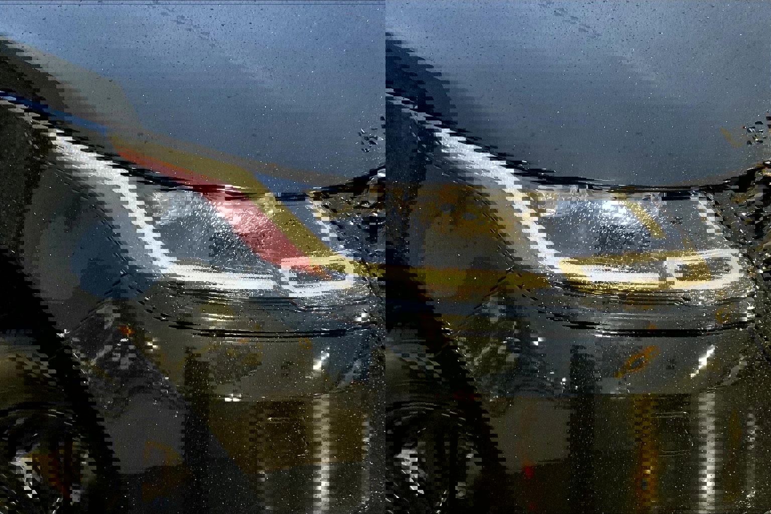 Used 2021 Land Rover Range Rover Velar R-Dynamic S image 8