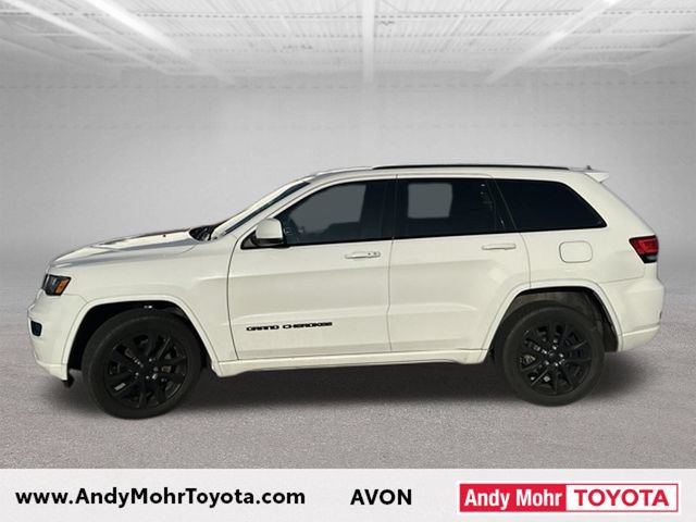 Used 2017 Jeep Grand Cherokee Altitude AWD/4WD image 5