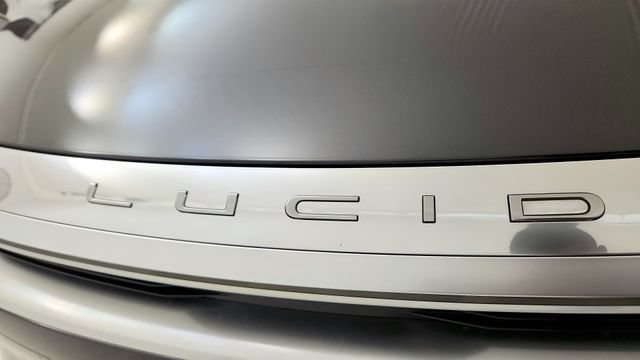 Used 2024 Lucid Air Touring AWD/4WD image 31