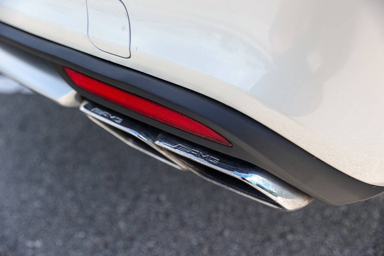 Used 2016 Mercedes-Benz S 63 AMG 4MATIC Sedan image 22