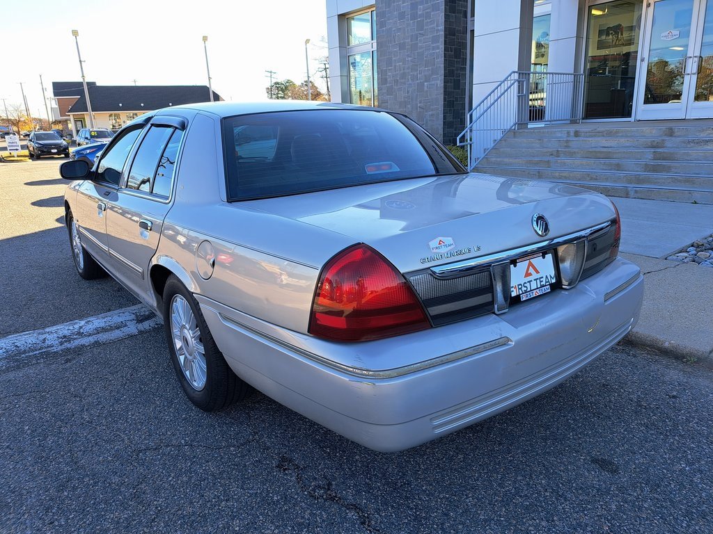 Used 2009 Mercury Grand Marquis LS image 4