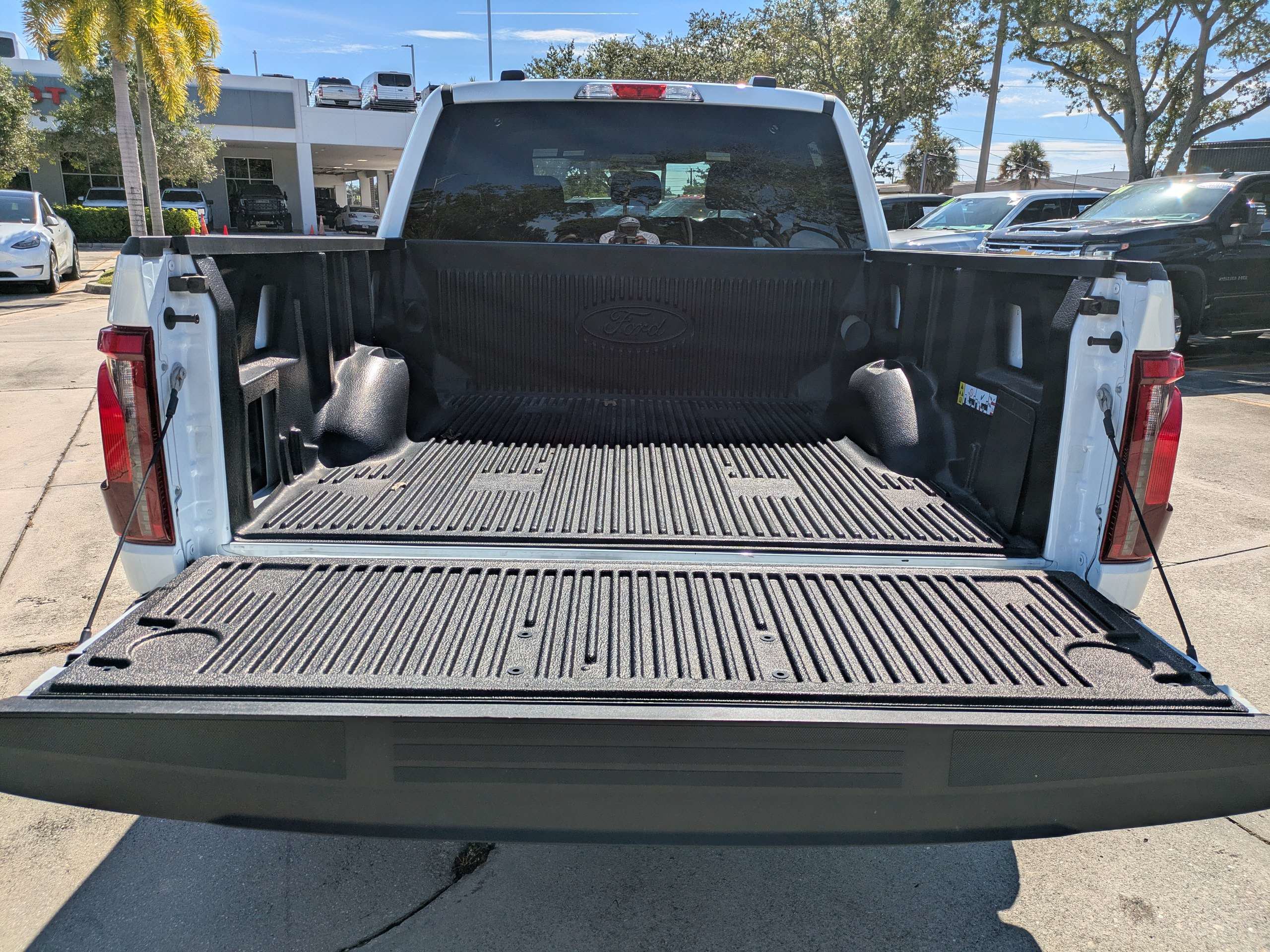 Used 2025 Ford F150 XLT w/ Equipment Group 301A Standard AWD/4WD image 13