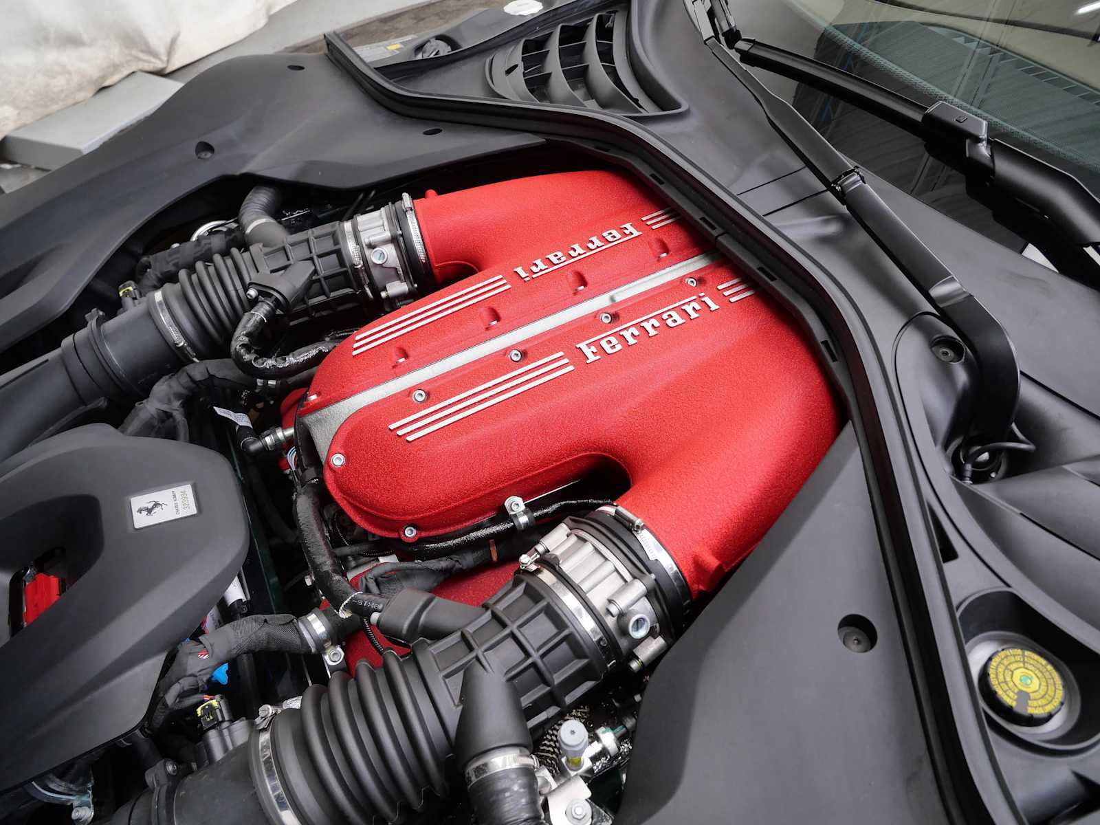 Certified 2025 Ferrari 12Cilindri RWD image 27