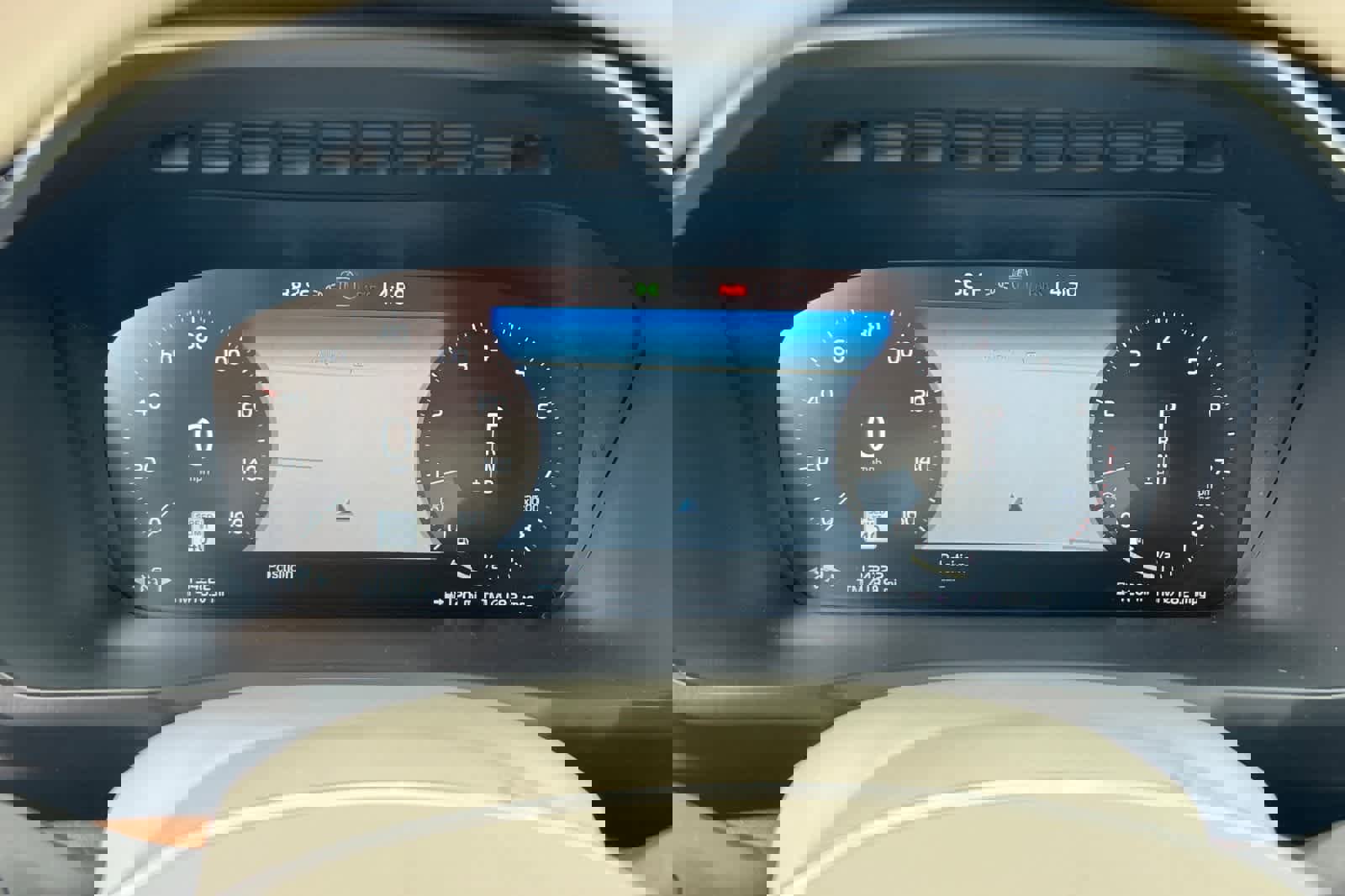 Used 2016 Volvo XC90 T6 Inscription w/ Vision Package image 28