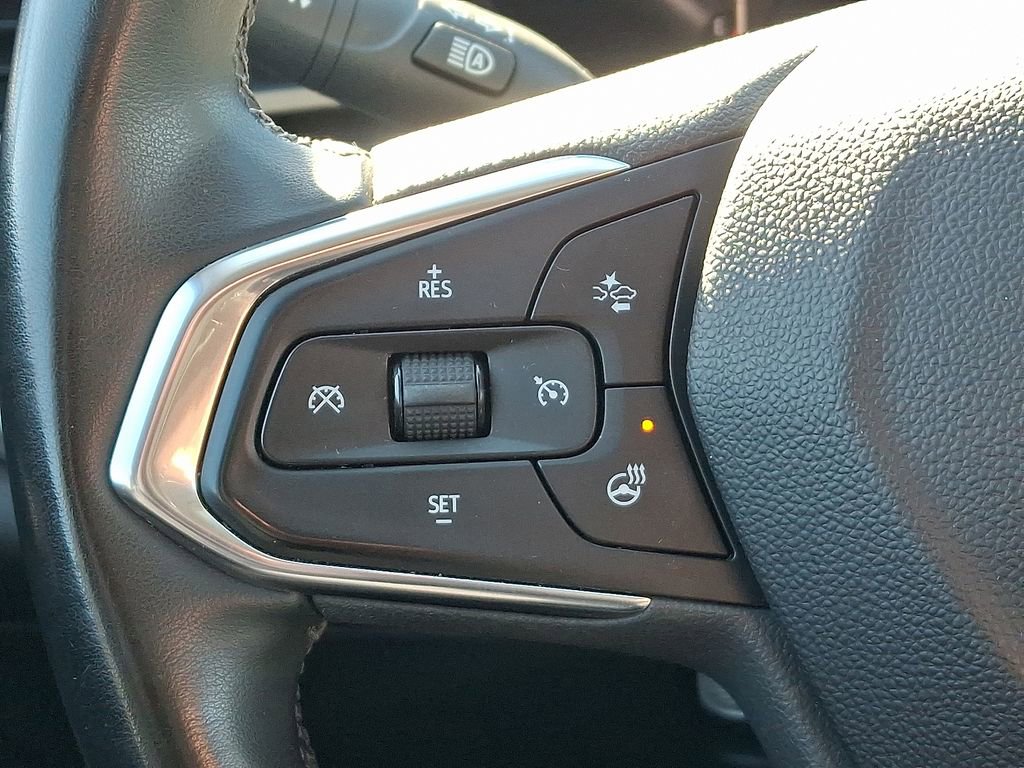 Certified 2025 Chevrolet Trax ACTIV w/ Sunroof Package image 22