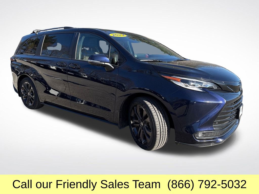 Certified 2022 Toyota Sienna Platinum image 9