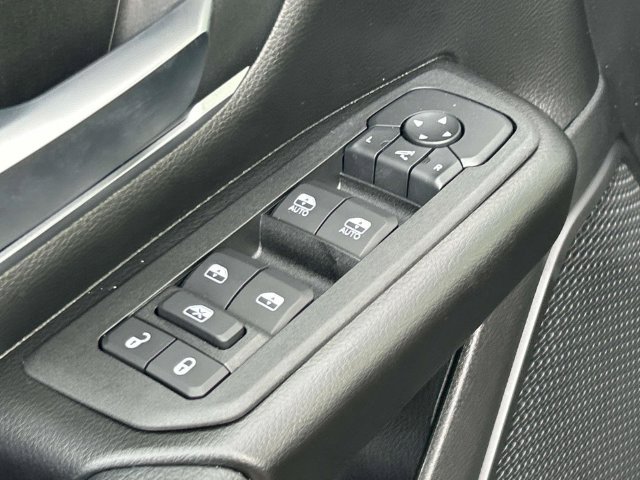 New 2027 RAM 1500 4x4 Crew Cab image 21