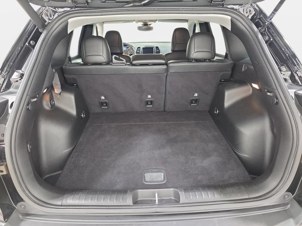 Used 2022 Jeep Cherokee Latitude Lux AWD/4WD image 34