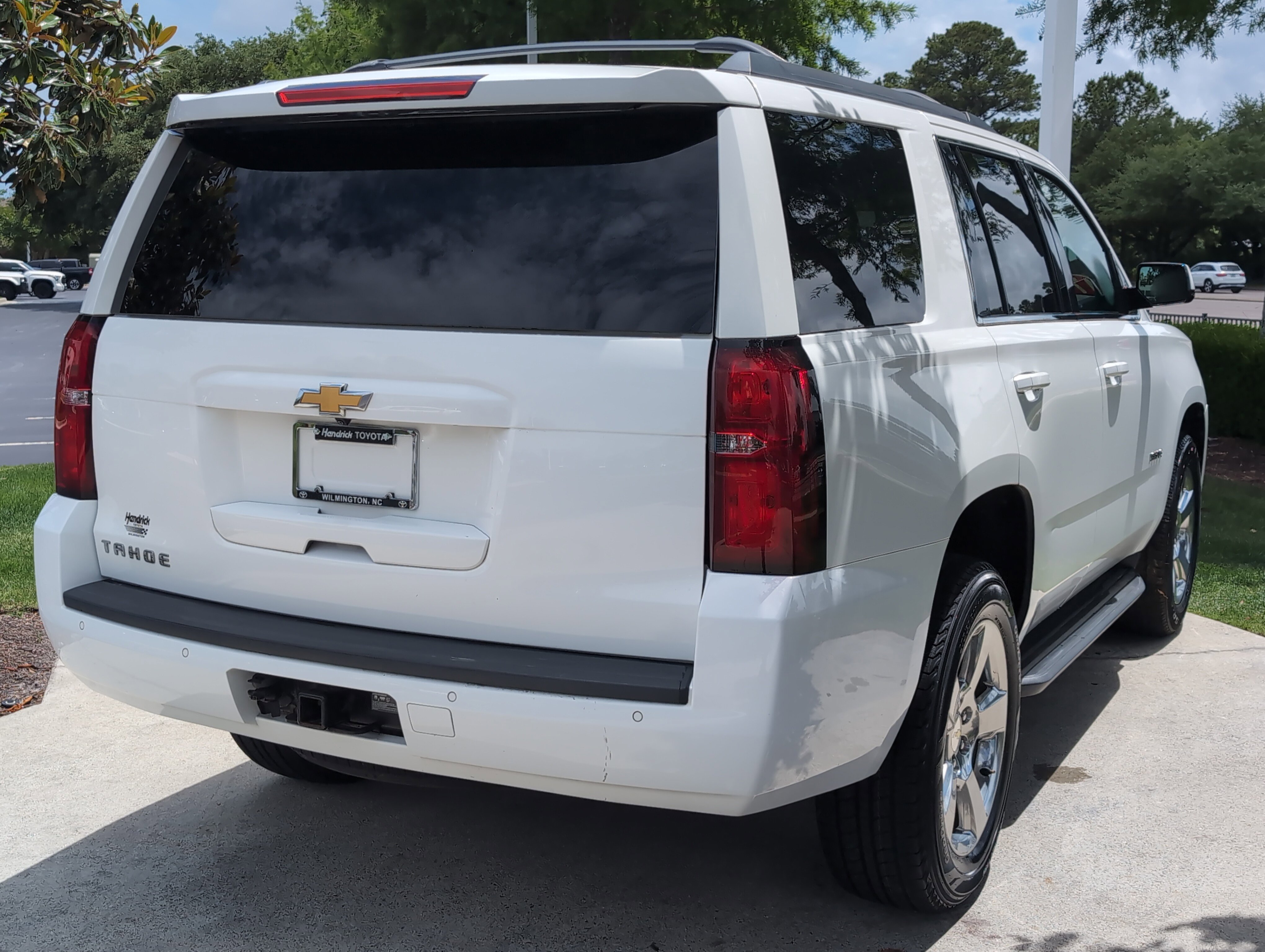 Used 2017 Chevrolet Tahoe LS RWD image 10