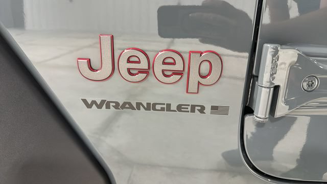 Used 2025 Jeep Wrangler Unlimited Rubicon AWD/4WD image 29