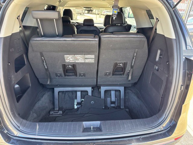 Used 2022 Kia Carnival LX FWD image 29