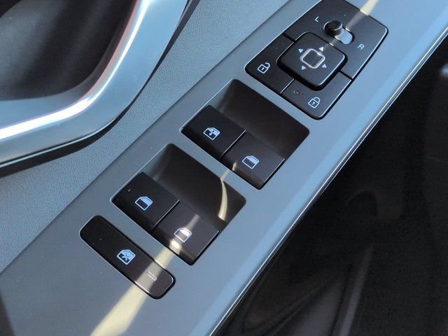 Used 2024 Kia Niro EX FWD image 23
