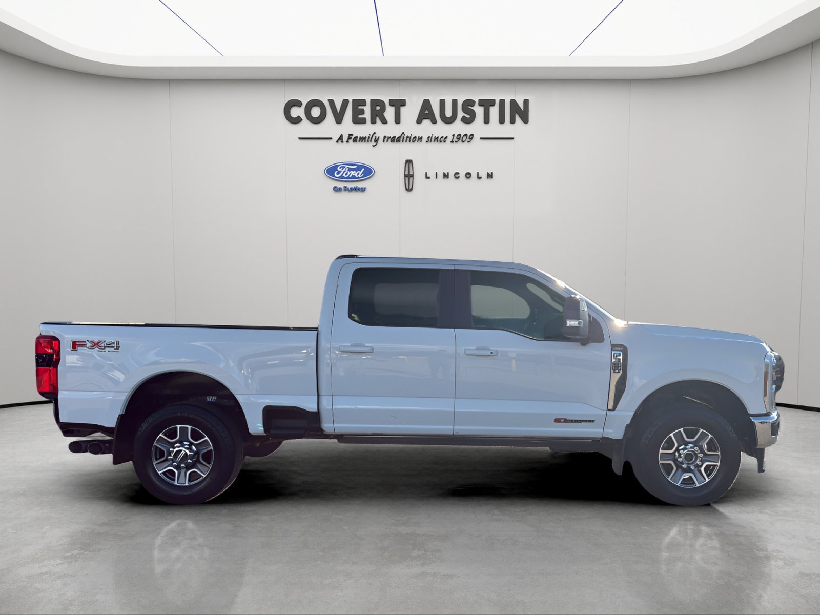 Certified 2024 Ford F350 Lariat w/ Lariat Ultimate Package AWD/4WD image 6