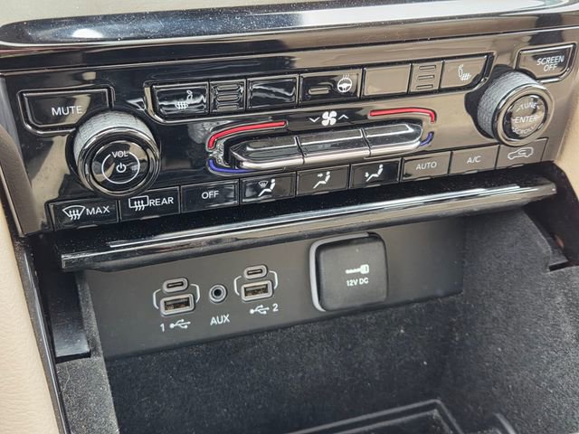 Used 2021 Jeep Grand Cherokee L Limited RWD image 24