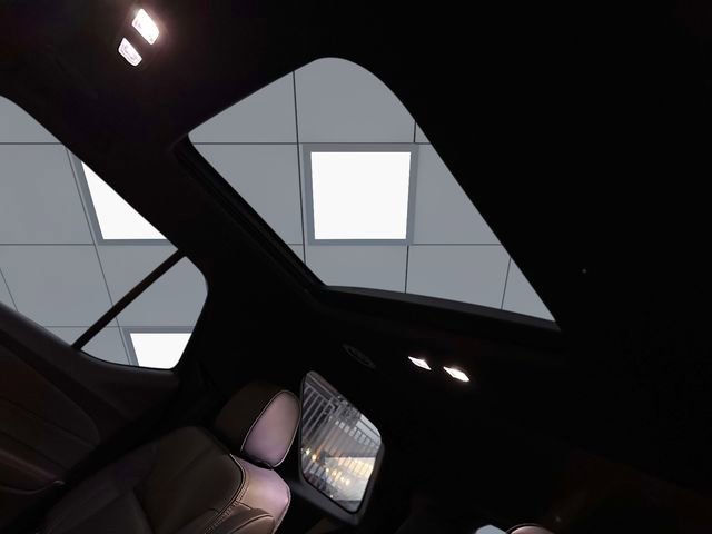 Used 2023 Chevrolet Traverse RS image 14