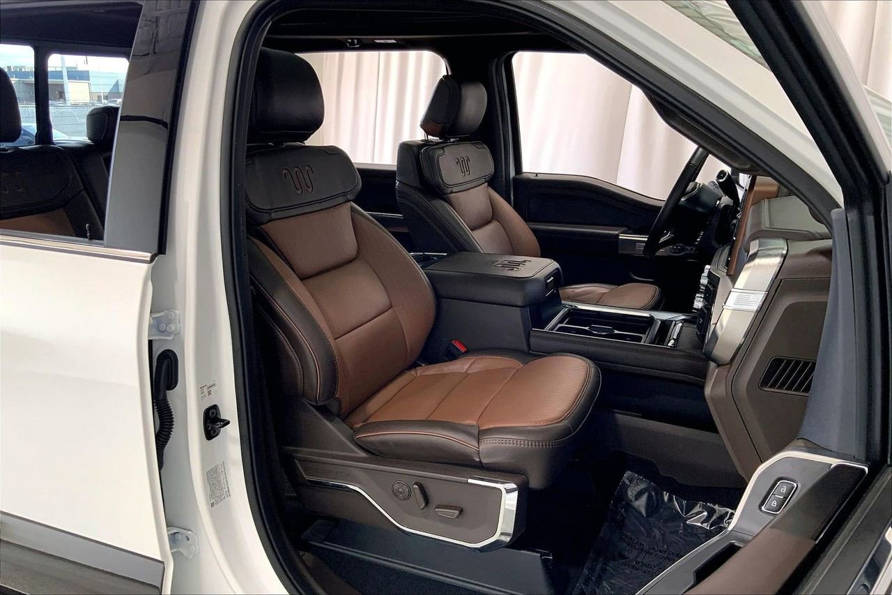 Certified 2025 Ford F350 King Ranch image 6