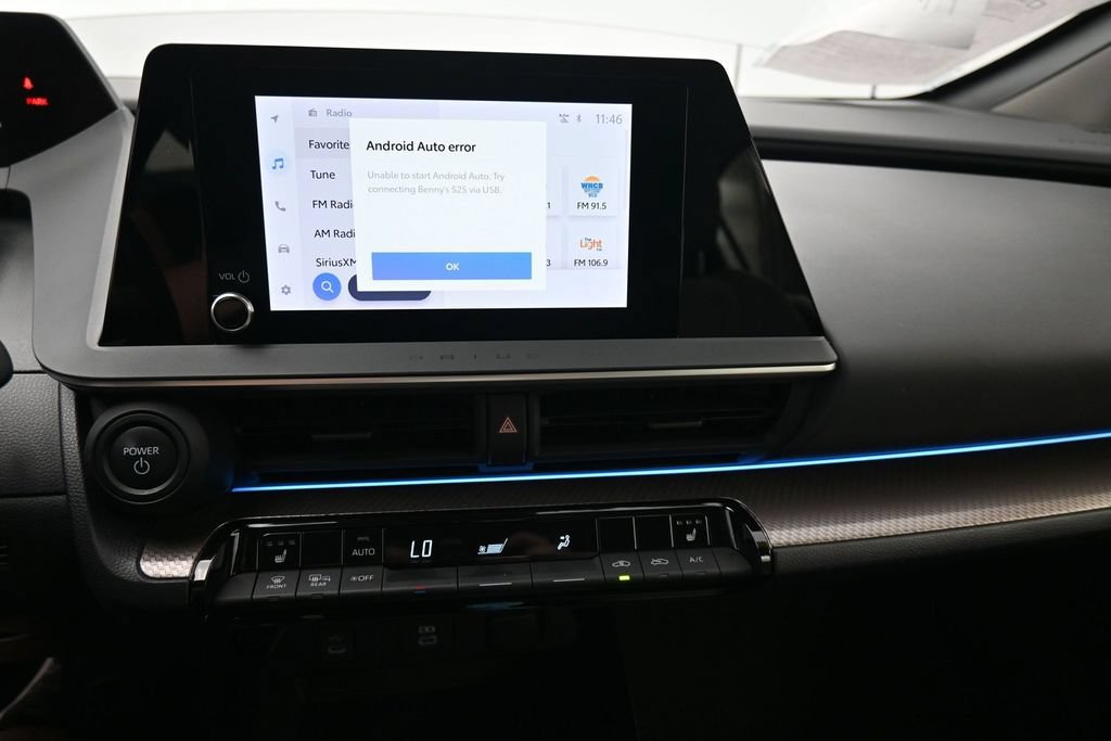 Used 2024 Toyota Prius XLE FWD image 19