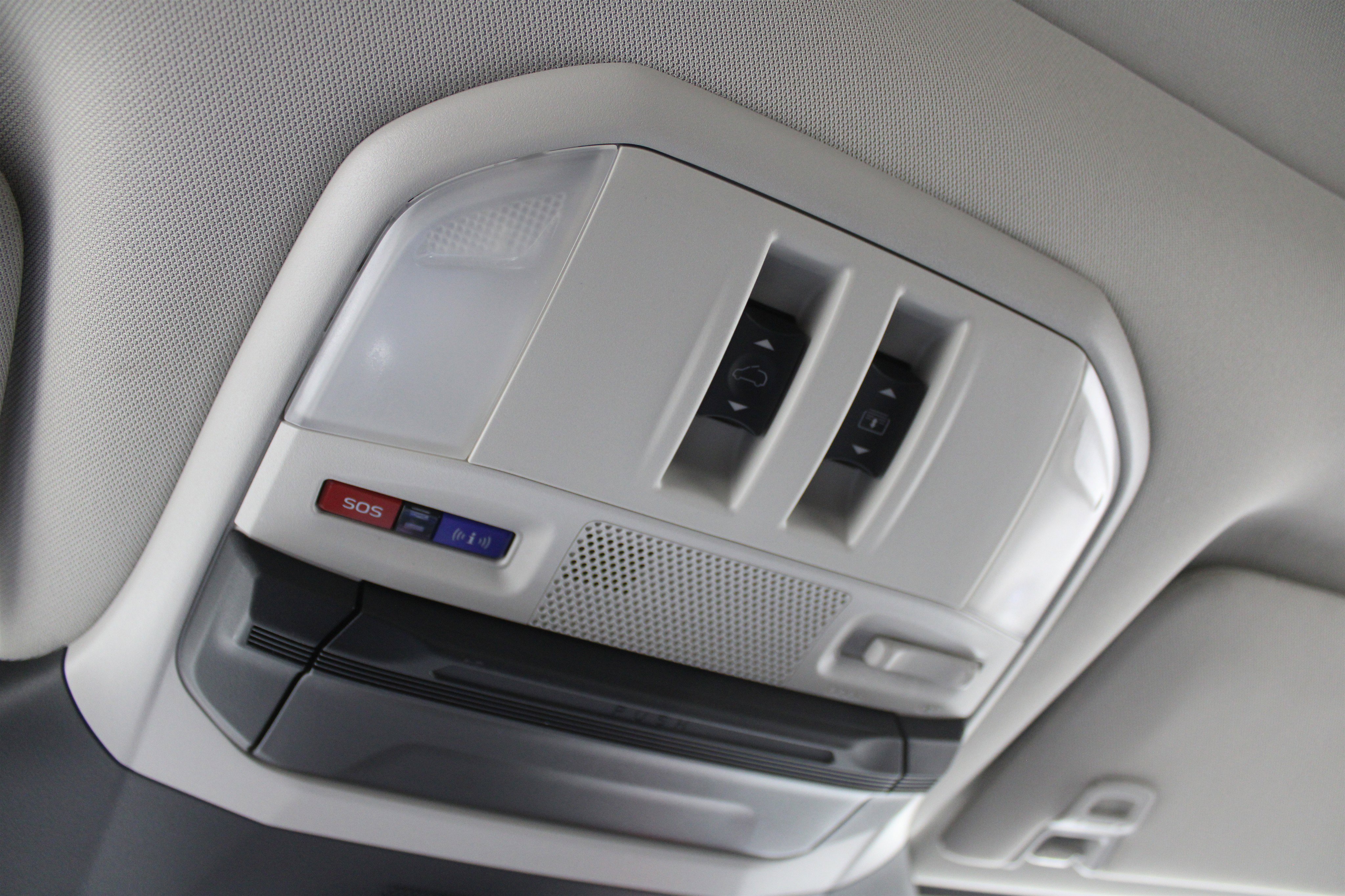 New 2025 Subaru Ascent Limited image 18